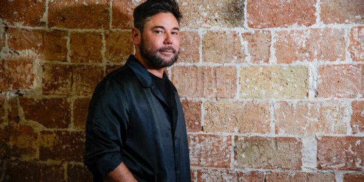 Miguel Poveda: ‘Llevo todo el año maldiciendo a quien no ha parado de asesinar niños en Palestina’