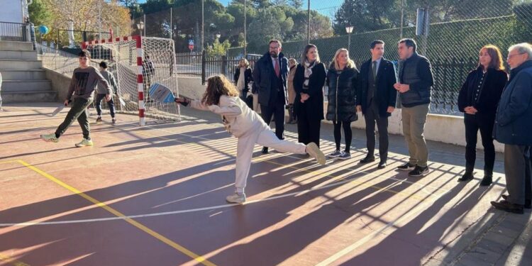 Así es el acuerdo de la Comunidad de Madrid con la FTM para impulsar el tenis y el pickleball: Destinada a más de 10.000 alumnos y formación específica para docentes