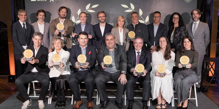 La gala de los I Premios Casa Gourmet reconoce a los  grandes referentes del vino y la gastronomía en España