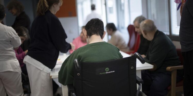 Madrid pone en marcha un registro de voluntades para más de 430.000 personas con discapacidad