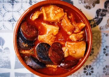 Cómo los callos madrileños pasaron de ser comida de “pobres” a ser todo un fenómeno en Arganzuela
